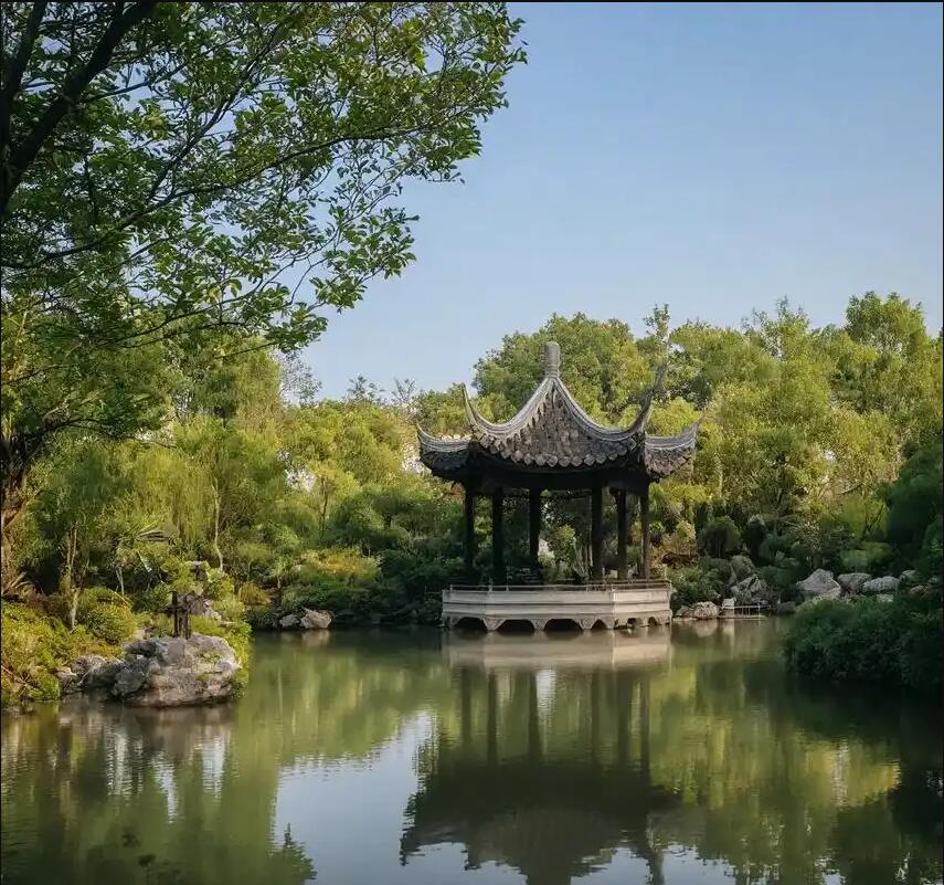 上海虹口雨真服务有限公司